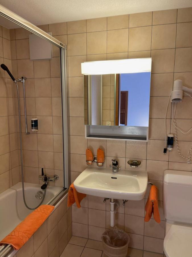Hotel Alpenhof Oberwald Luaran gambar