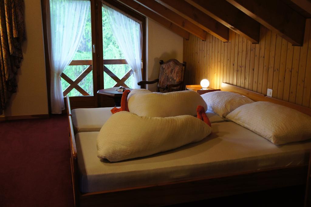 Hotel Alpenhof Oberwald Luaran gambar